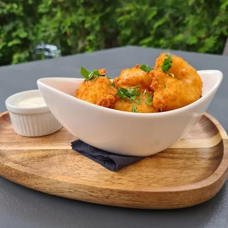 Kaktus בית הארחה ריגה