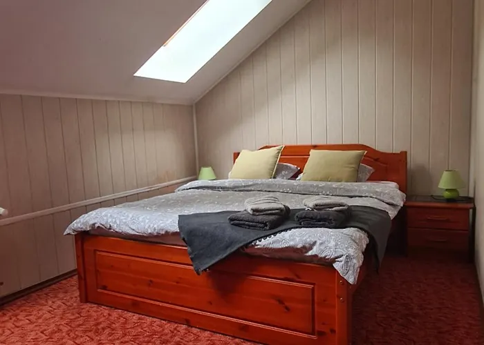 ゲストハウス Kaktus 3*